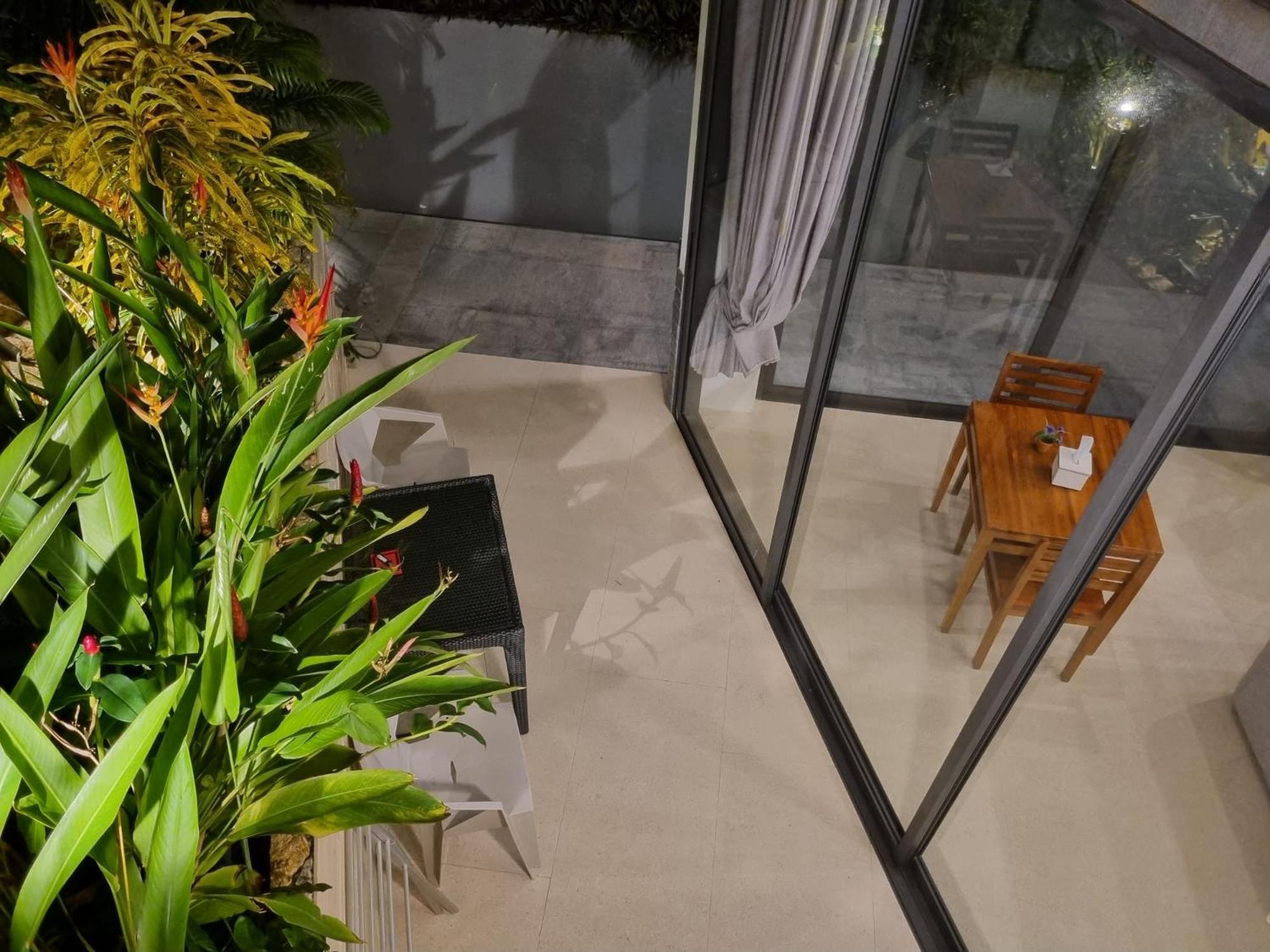 Magic Suites Choeng Mon Exterior photo
